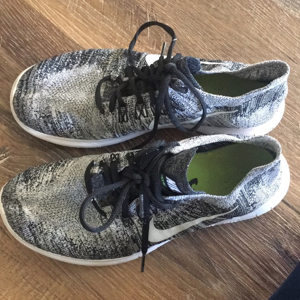 Nike Air Zoom Mariah Flyknit Racer